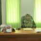 Direktur RSUD Fakfak dr. Karyani Kastella, M.Kes, Spa.Rad saat ditemui wartawan diruang kerjanya (Dok. papua.tagarutama.com)