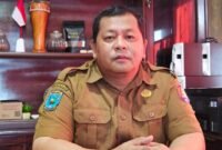 Plt. Kepala Dinas Perkebunan Fakfak Widhi Asmoro Jati, ST., MT saat ditemui wartawan papua.tagarutama.com