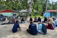 Kebersamaan antar kader saat kegiatan Rihlah di kampung Pasir Putih.