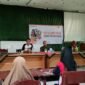 Foto. Relawan Rumah Zakat membersamai dalam kegiatan Volunteer Goes to School yang kali ini berada di SMK Yapis Fakfak.