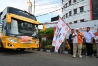 Sekretaris Jenderal PKS, Muhammad Kholid meresmikan program Mudik Bersama PKS menjelang Hari Raya Idul Fitri 1447 Hijriah di Kantor DPTP PKS, Jakarta, pada Rabu (18/3/2026), dan diikuti ratusan peserta dari wilayah Jabodetabek.